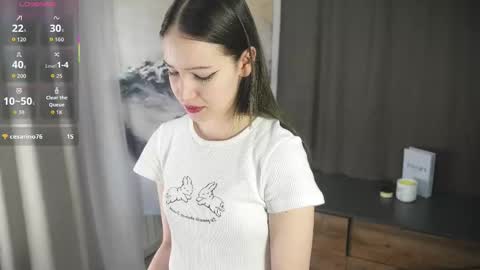 Snapshot of fredericashoen chatting on 11/16/25, 01:22 fredericashoen online show from 11/16/25, 01:22