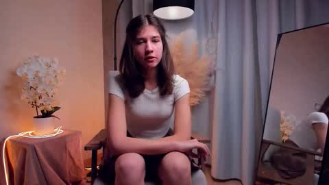 Snapshot of frederickafulling chatting on 11/19/25, 03:06 Jane online show from 11/19/25, 03:06