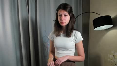 Snapshot of frederickafulling chatting on 11/26/25, 02:23 Jane online show from 11/26/25, 02:23