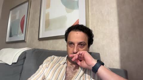 Snapshot of fredmarsone chatting on 10/14/25, 03:24 fredmarson online show from 10/14/25, 03:24