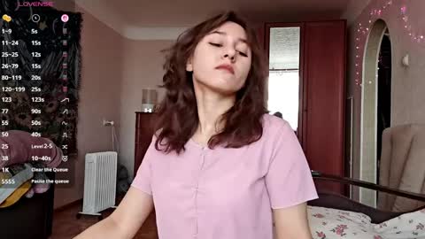 Mia online show from 03/28/26, 08:14