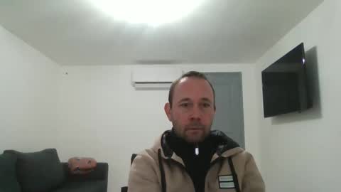 fredodu41 online show from 01/18/25, 09:02