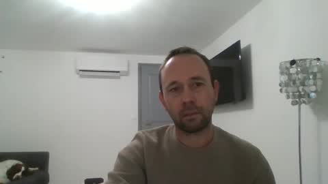 fredodu41 online show from 02/05/25, 04:58