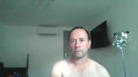 fredodu41 online show from 09/25/25, 04:32