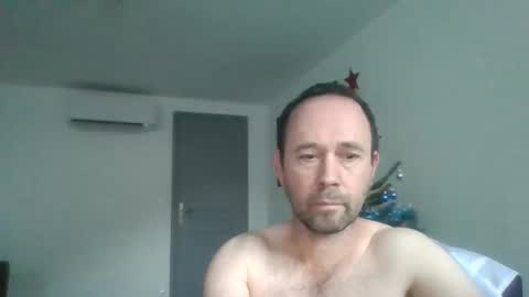 fredodu41 online show from 12/19/25, 02:57