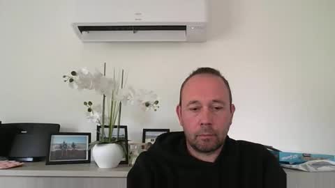 fredodu41 online show from 04/12/26, 09:58