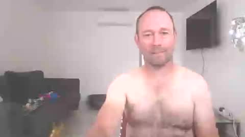 fredodu41 online show from 06/12/26, 12:37
