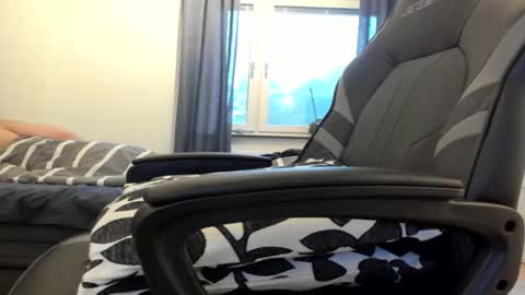 Fredrik online show from 12/18/25, 01:39