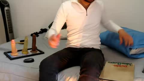 Fredy online show from 06/25/26, 04:11
