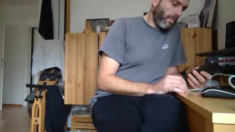 free_love_for_everyone online show from 02/06/26, 11:35