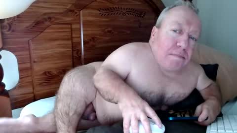 Snapshot of freemysoul4748 chatting on 09/10/25, 05:07 Cute Lil Man online show from 09/10/25, 05:07