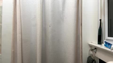 freethebirdclouds online show from 09/11/25, 08:14