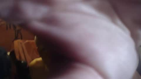 Guy4YngrSmoothWild online show from 12/18/24, 11:24