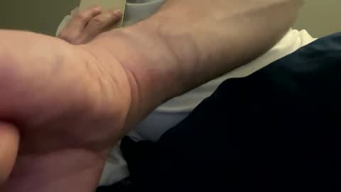 Snapshot of freeworldtoday chatting on 10/30/25, 08:09 freeworldtoday online show from 10/30/25, 08:09