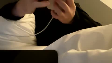 Snapshot of freeworldtoday chatting on 11/05/25, 02:11 freeworldtoday online show from 11/05/25, 02:11