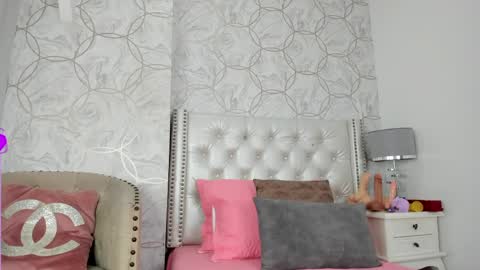 Frehia   online show from 03/22/26, 10:02