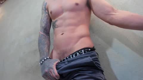 Xavier online show from 10/14/25, 01:12