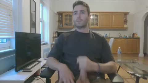 Horny Paul online show from 10/31/25, 04:30