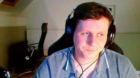 French fries online show from 10/17/25, 05:15