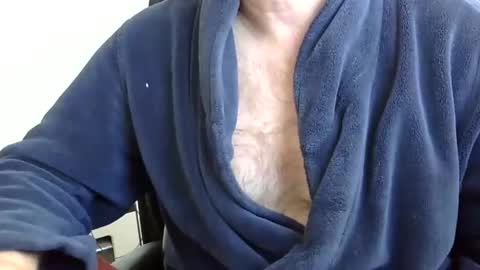 Snapshot of frenchrickdaddy chatting on 02/01/25, 01:20 Rick online show from 02/01/25, 01:20