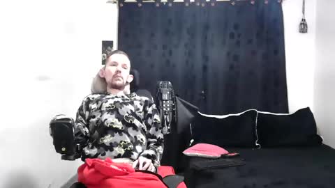 Thomas y Sophia online show from 12/16/24, 01:31