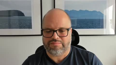 Snapshot of frenenoir chatting on 01/07/25, 06:56 BlackAsh online show from 01/07/25, 06:56