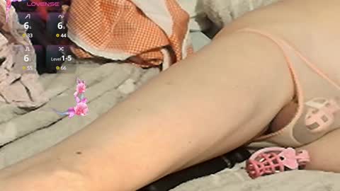 Snapshot of frenulumsnap chatting on 02/02/25, 06:53 Meadow online show from 02/02/25, 06:53