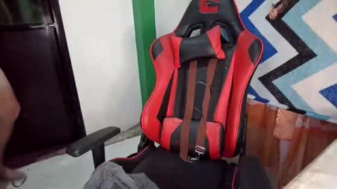 Alex Stone online show from 11/05/25, 04:07