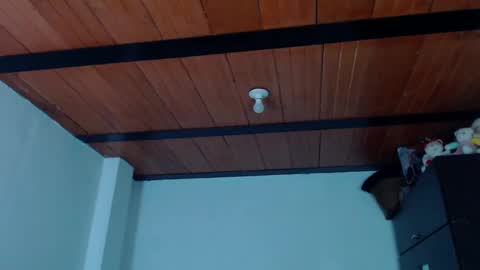 Snapshot of freud_x_louise1 chatting on 02/06/25, 05:03 Louise online show from 02/06/25, 05:03