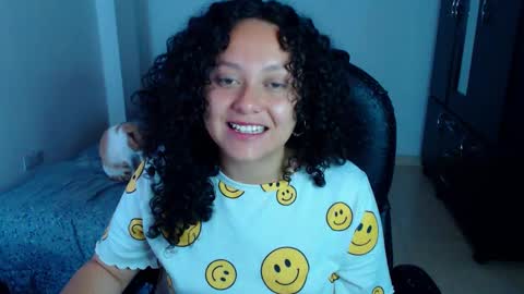 Snapshot of freud_x_louise1 chatting on 09/15/25, 12:16 Louise online show from 09/15/25, 12:16