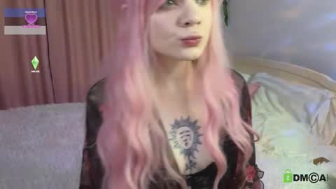 Snapshot of freya_heya chatting on 11/11/25, 09:26 Freya online show from 11/11/25, 09:26