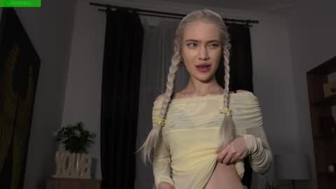 Freya online show from 04/10/26, 07:29