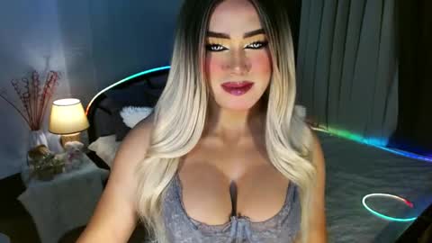 Miss Frea  online show from 12/19/25, 11:28