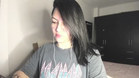 Snapshot of freya_shaik_ chatting on 01/28/25, 05:00 freya_shaik_ online show from 01/28/25, 05:00