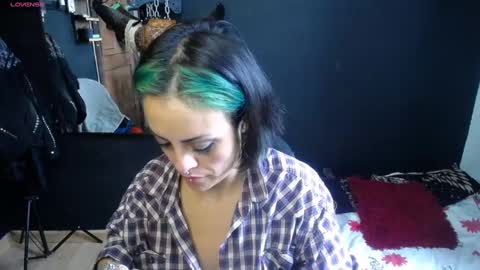 freyaa_sorceress online show from 02/12/25, 06:19