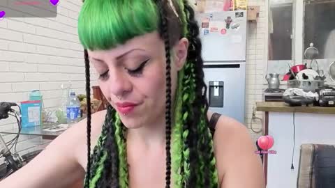 freyaa_sorceress online show from 10/01/25, 08:37