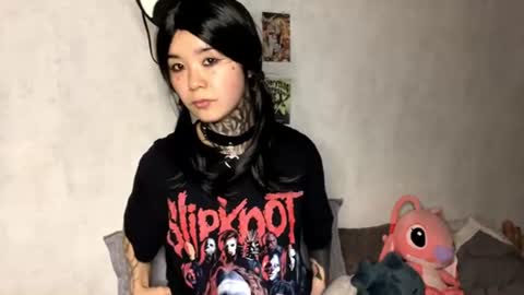 freyablow online show from 07/04/26, 07:42