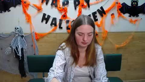 FreyaDak online show from 11/06/25, 06:31