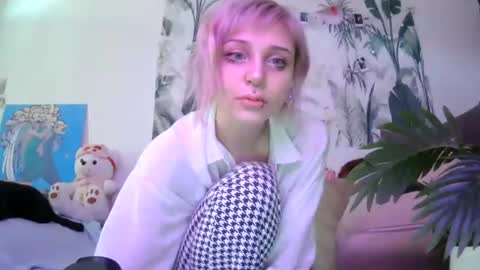 Freyakatty online show from 06/19/26, 12:20