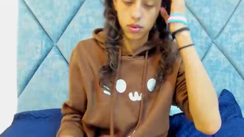 FreyaMoller  online show from 01/15/26, 02:32