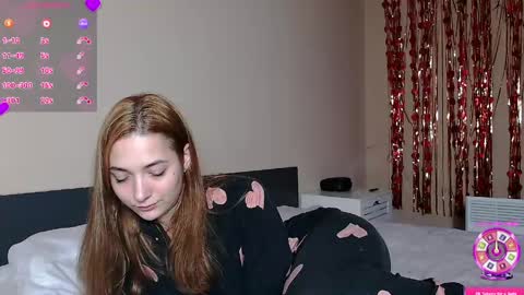 FreyaOliver online show from 04/16/26, 08:31