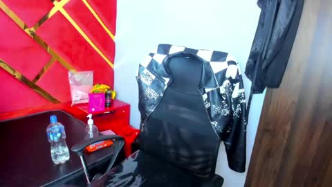 freyja_naugthy online show from 06/04/26, 02:12