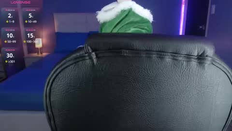 frida_lassi_ online show from 12/06/24, 12:45