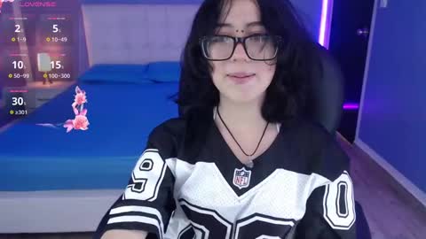 frida_lassi_ online show from 12/16/24, 12:16