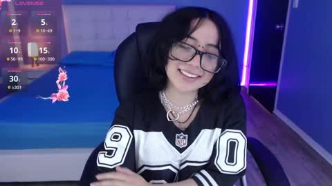 frida_lassi_ online show from 12/16/24, 03:22