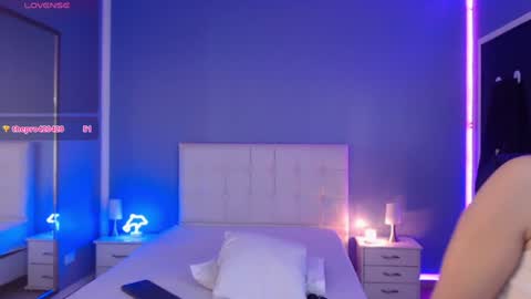 frida_lassi_ online show from 01/22/25, 03:07