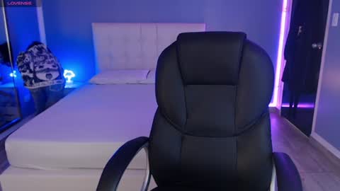 frida_lassi_ online show from 01/23/25, 11:58