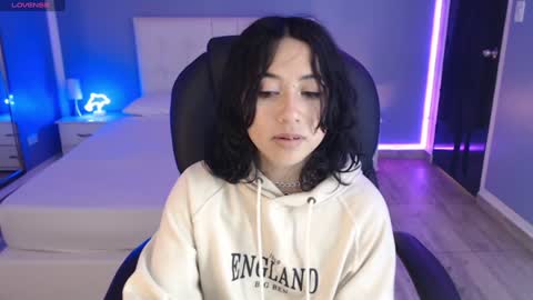 frida_lassi_ online show from 01/24/25, 03:13