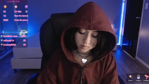 frida_lassi_ online show from 01/25/25, 02:36