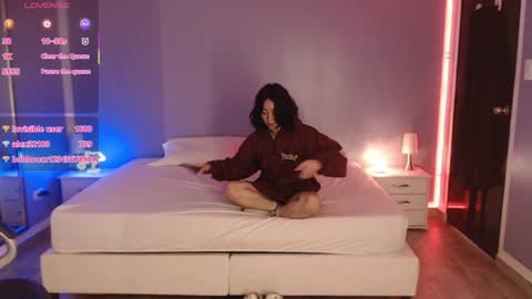 frida_lassi_ online show from 01/25/25, 05:40